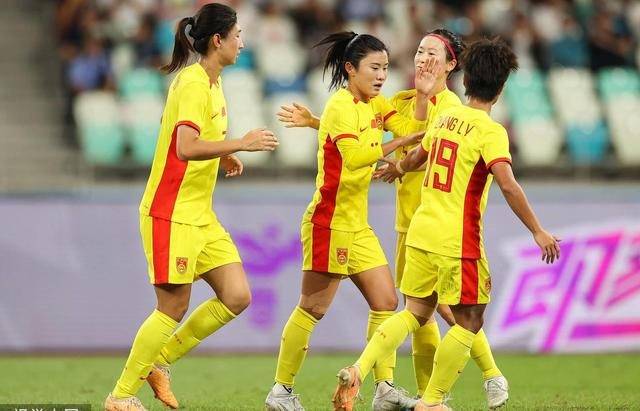 3-1！中国女足必胜韩国女足中国女足，晋级四强，水庆霞变阵收奇效！中国女足