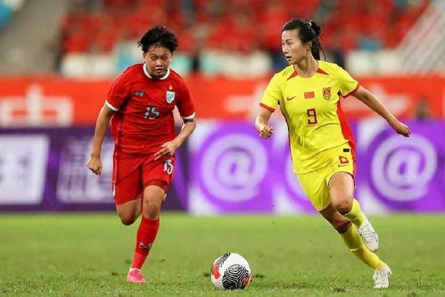 3-1！中国女足必胜韩国女足中国女足，晋级四强，水庆霞变阵收奇效！中国女足