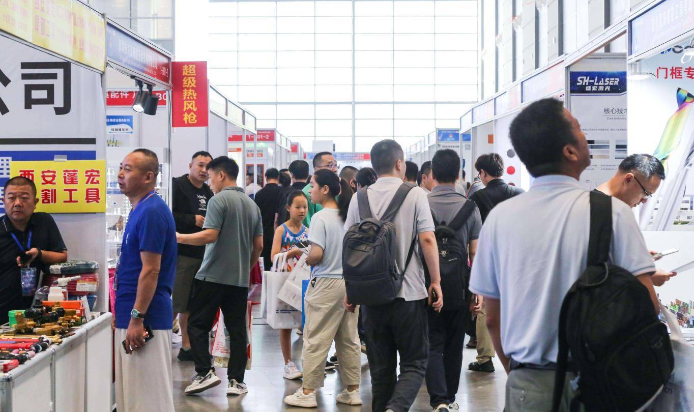 乘风而起 西安浐灞国际港会展经济蓬勃发展