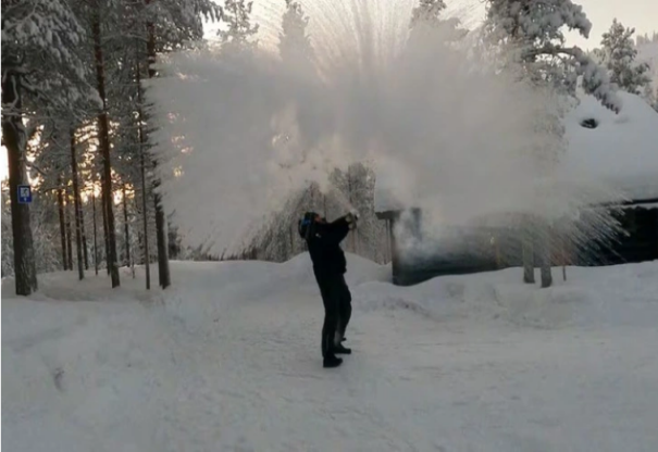 北欧,雪灾暴击,低温记录,交通陷困境,Leo专属